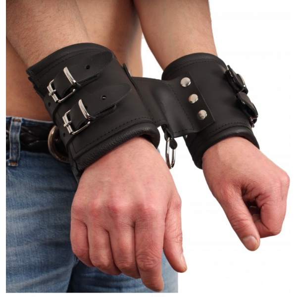 Double cuffs for wrists