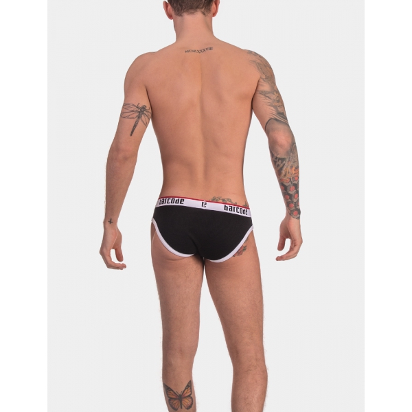 KAI Briefs Preto