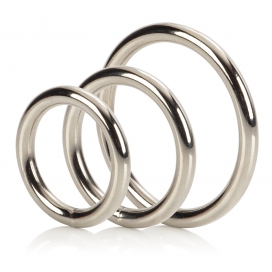 Calexotics Juego de 3 anillos metálicos de plata Cockrings 32 a 50mm