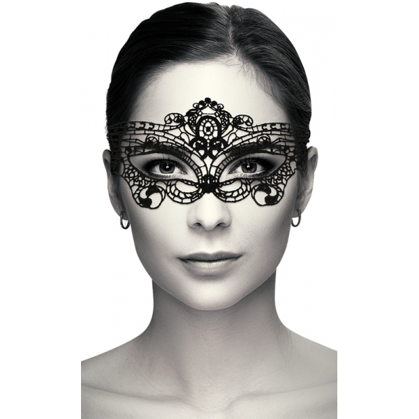 Chic Lace Mask Black