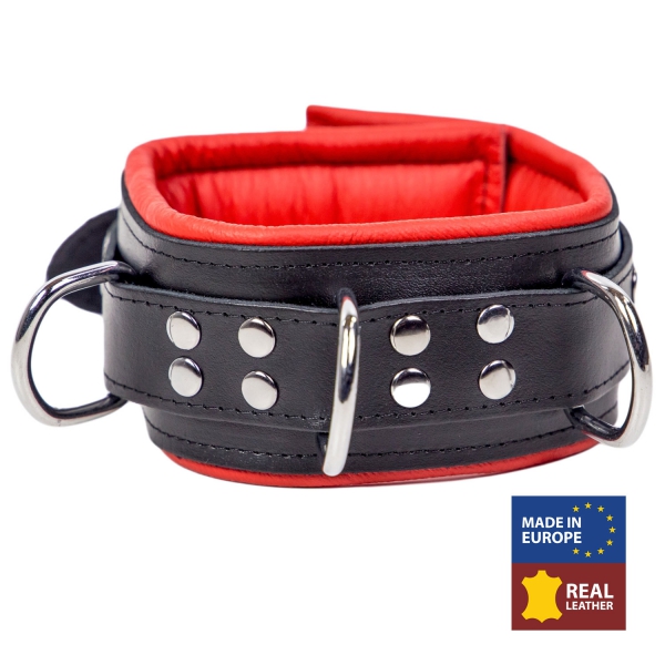 Gevoerde lederen halsband met 3 D-ringen Rood