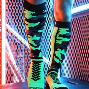 Breedwell Neo Camo High Socks Preto-Verde Neon