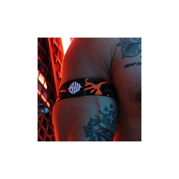 Brazaletes Neo Camo Negro-Naranja Neón