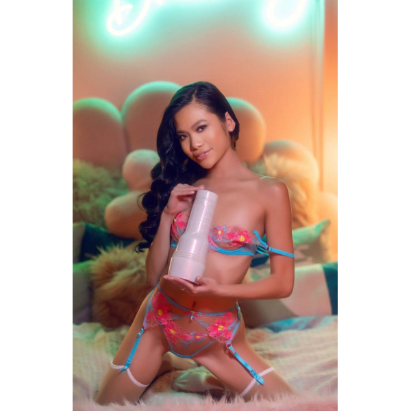 Fleshlight Girls Vina Sky Exotica